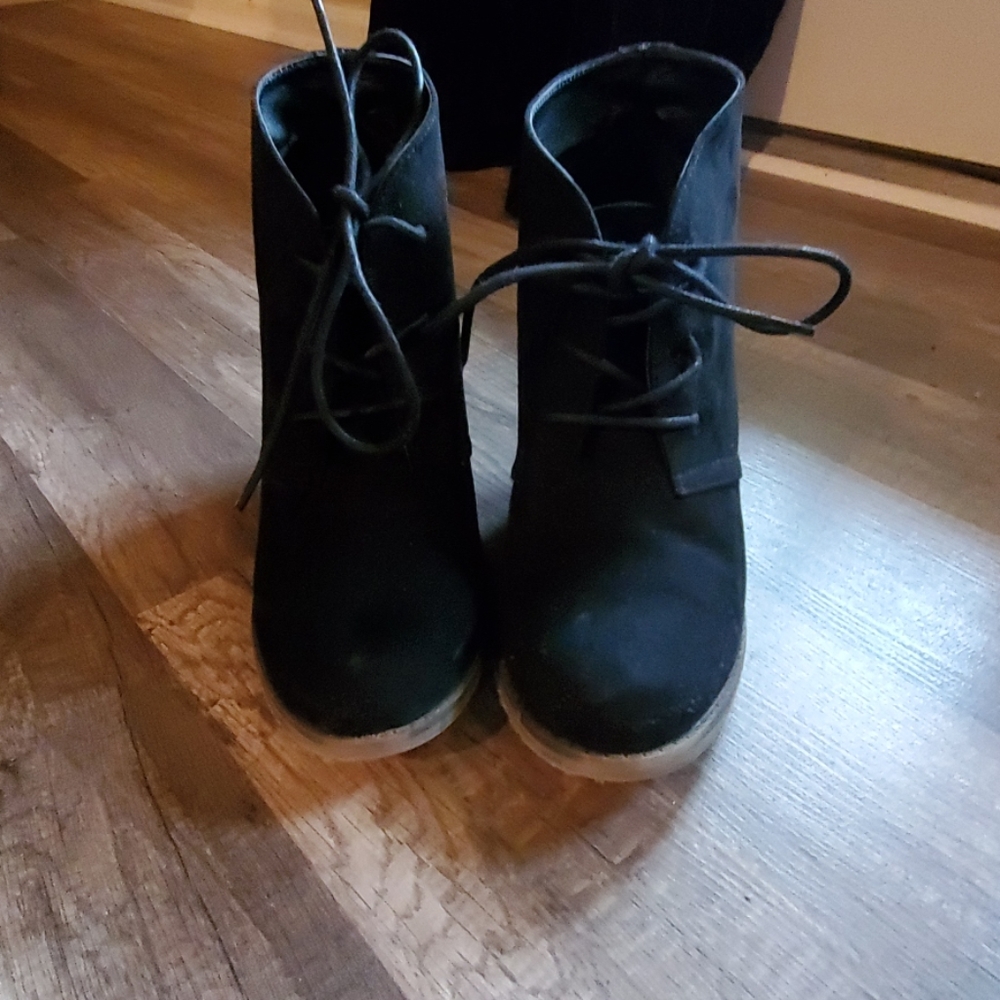 Mia booties